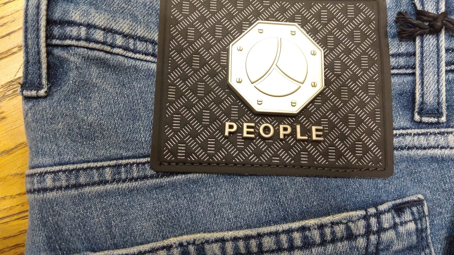 PEOPLE OF SHIBUYA JEANS