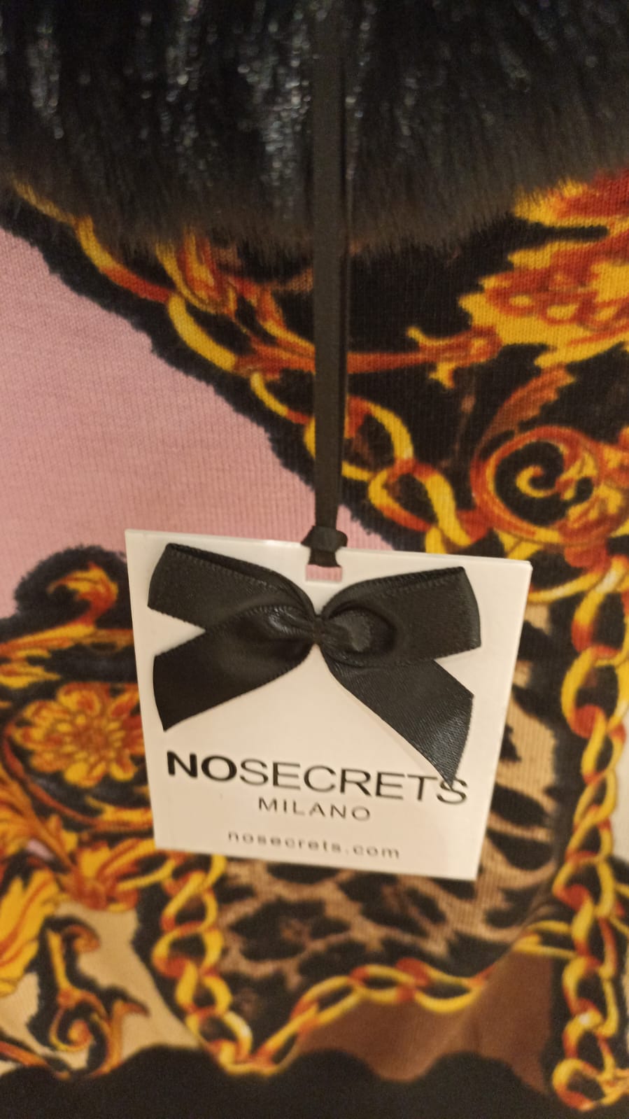 NOSECRETS MAGLIA CON COLLO DI PELLICCIA FANTASIA