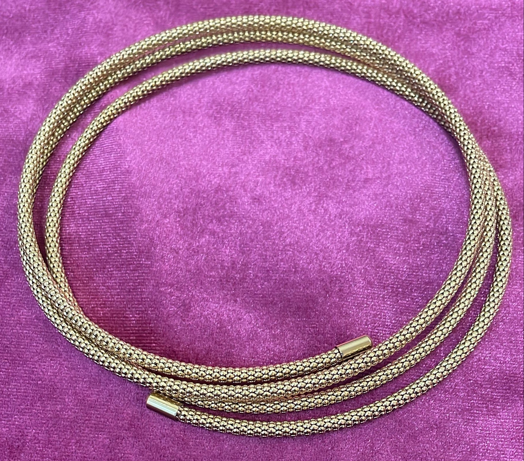 SONSI CHOKER ORO