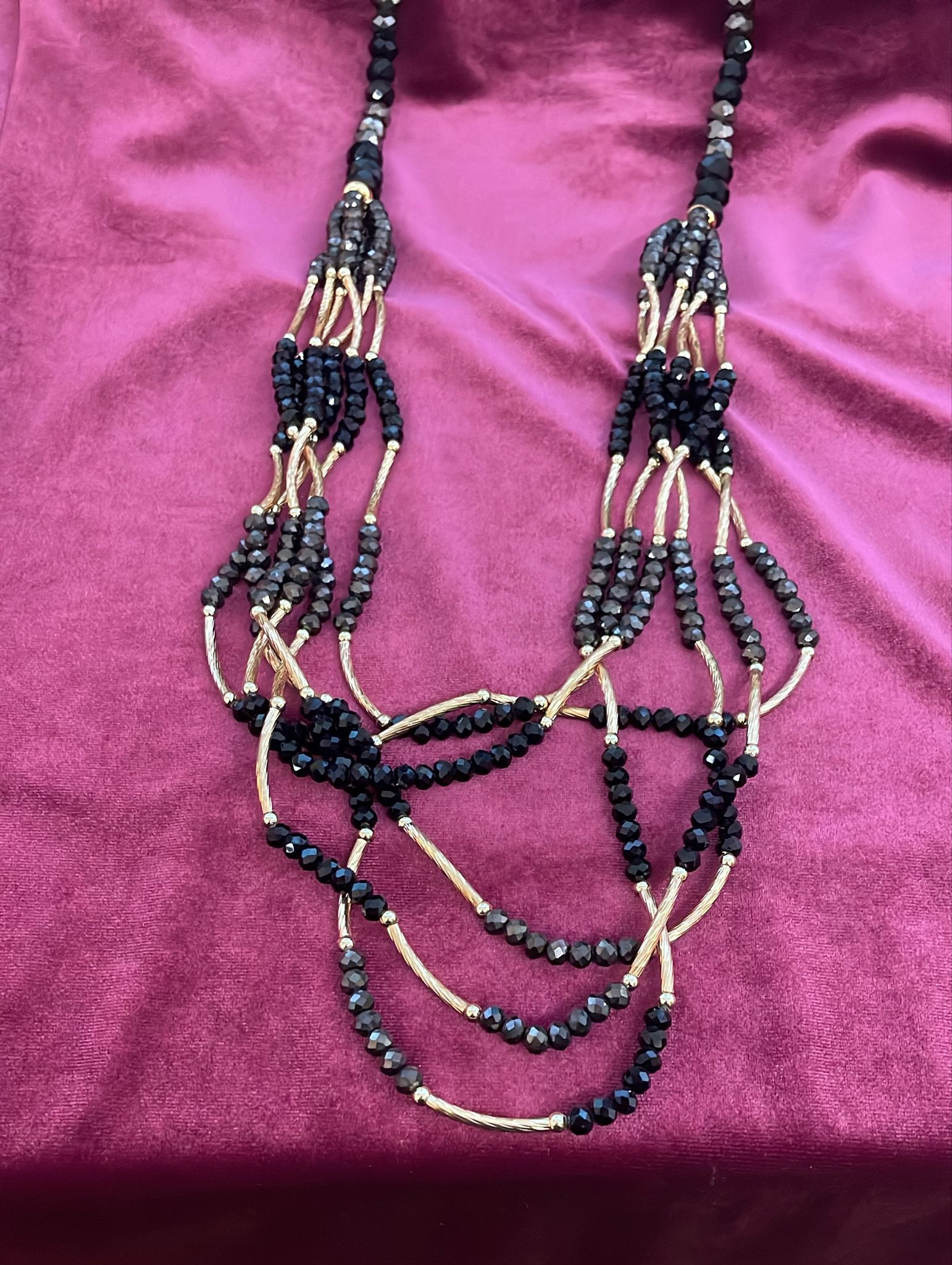 SONSI COLLANA ORO/NERO